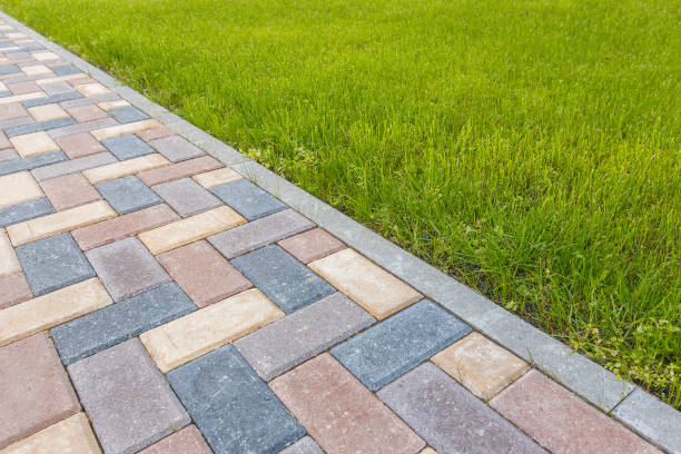  North Lakeville, MA Driveway Pavers Pros